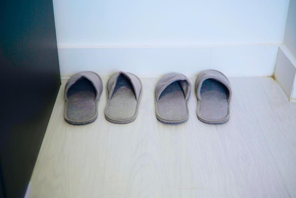Perfect 1 Bed Apartment Sleeps 5 1 Kingsize Bed 1 Double Sofabed One Single Mattress Free Parking Wifi Good Transport Network Shopping Holiday Makers Families Contractors In North London Enfield Exteriér fotografie